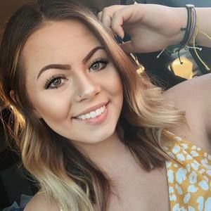 Meet your Posher, Sabrina